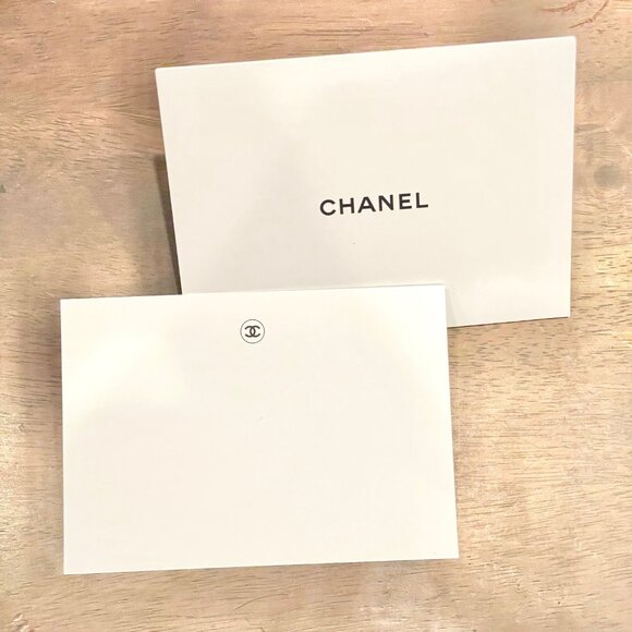 Authentic CHANEL blank gift White card with envelop 5" x 3.75" New - Picture 1 of 6